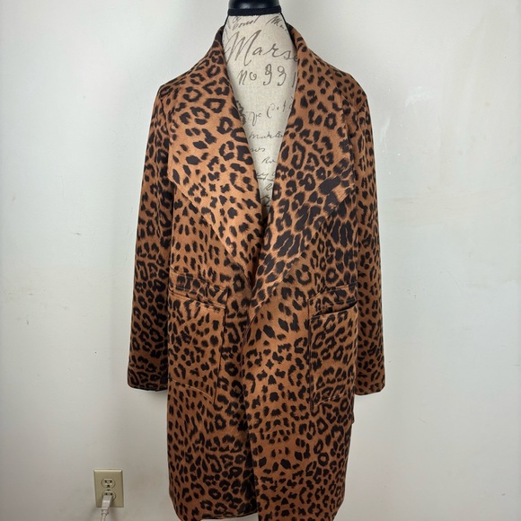 BUCKLE -Hyfve Leopard print jacket/Woman’s Large-NWT - Picture 1 of 15